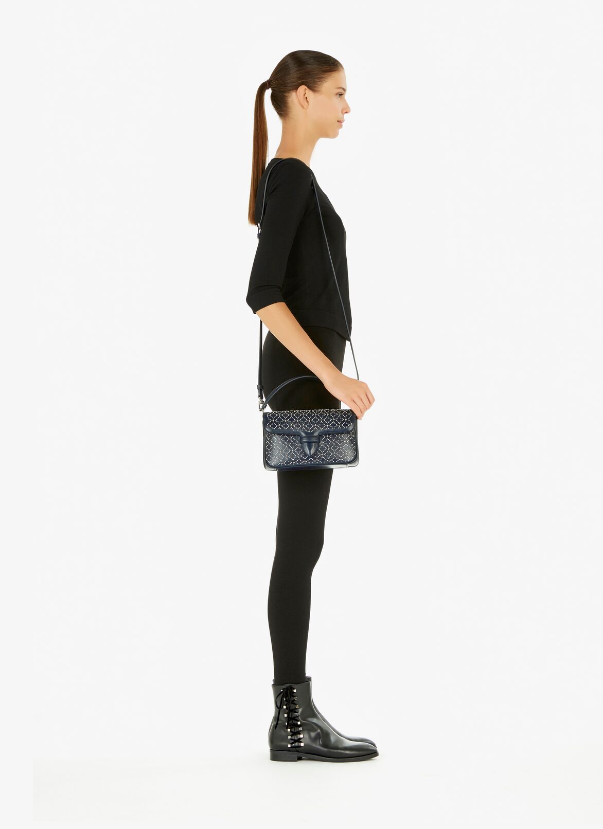 Bettina 25 Handbag ALAÏA NIGHT BLUE BETTINA 25 HANDBAG